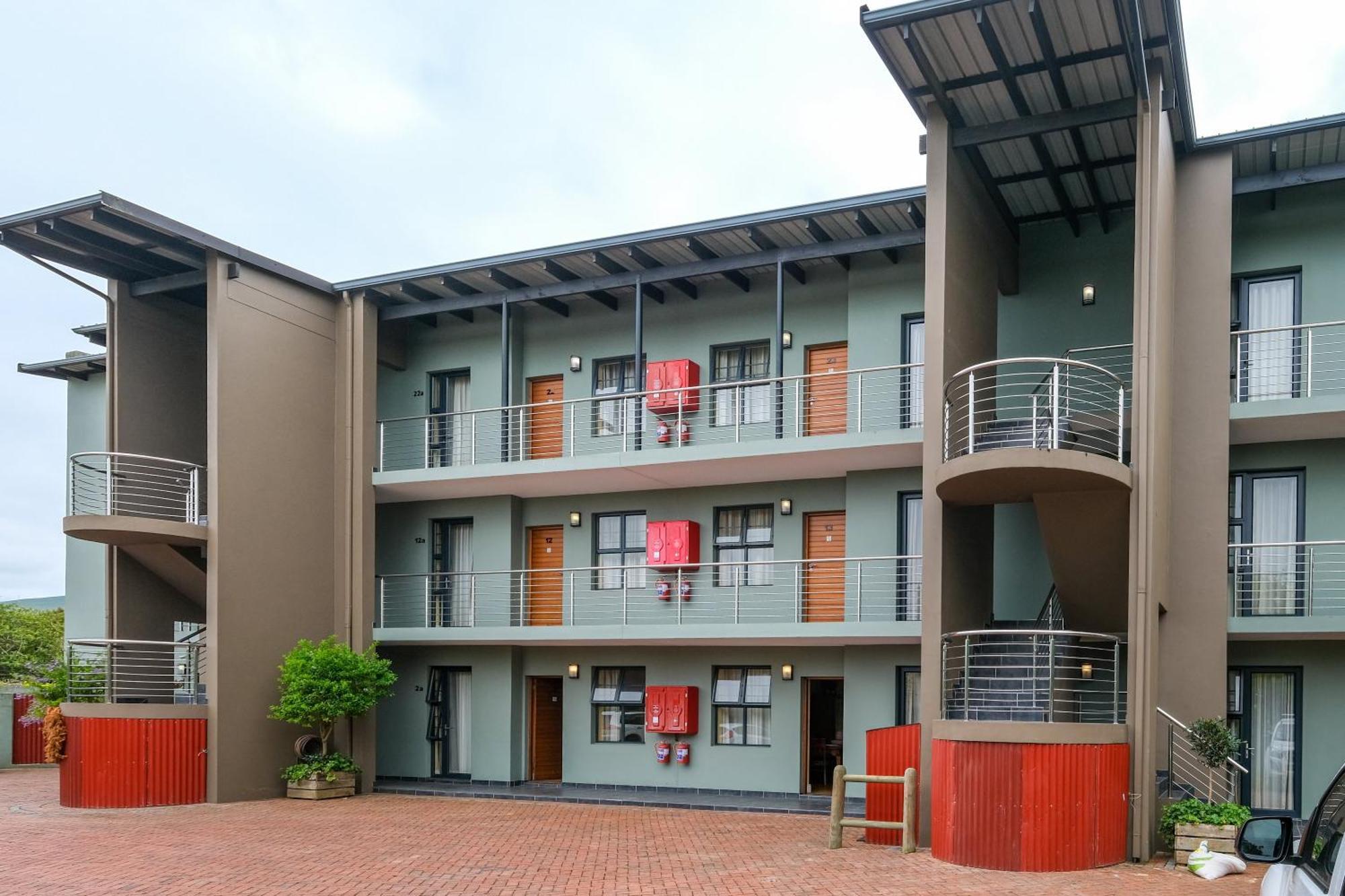 17Onwellington Apartments George Exterior photo